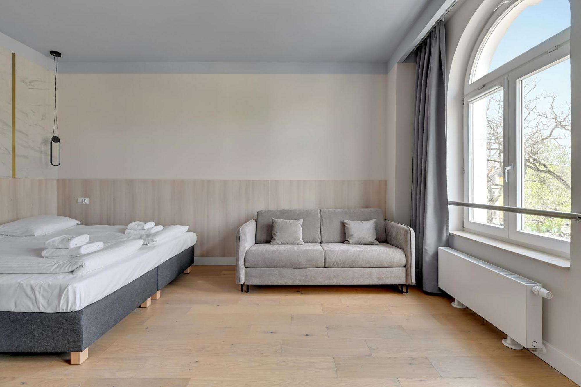 White Dune By Dom & House
