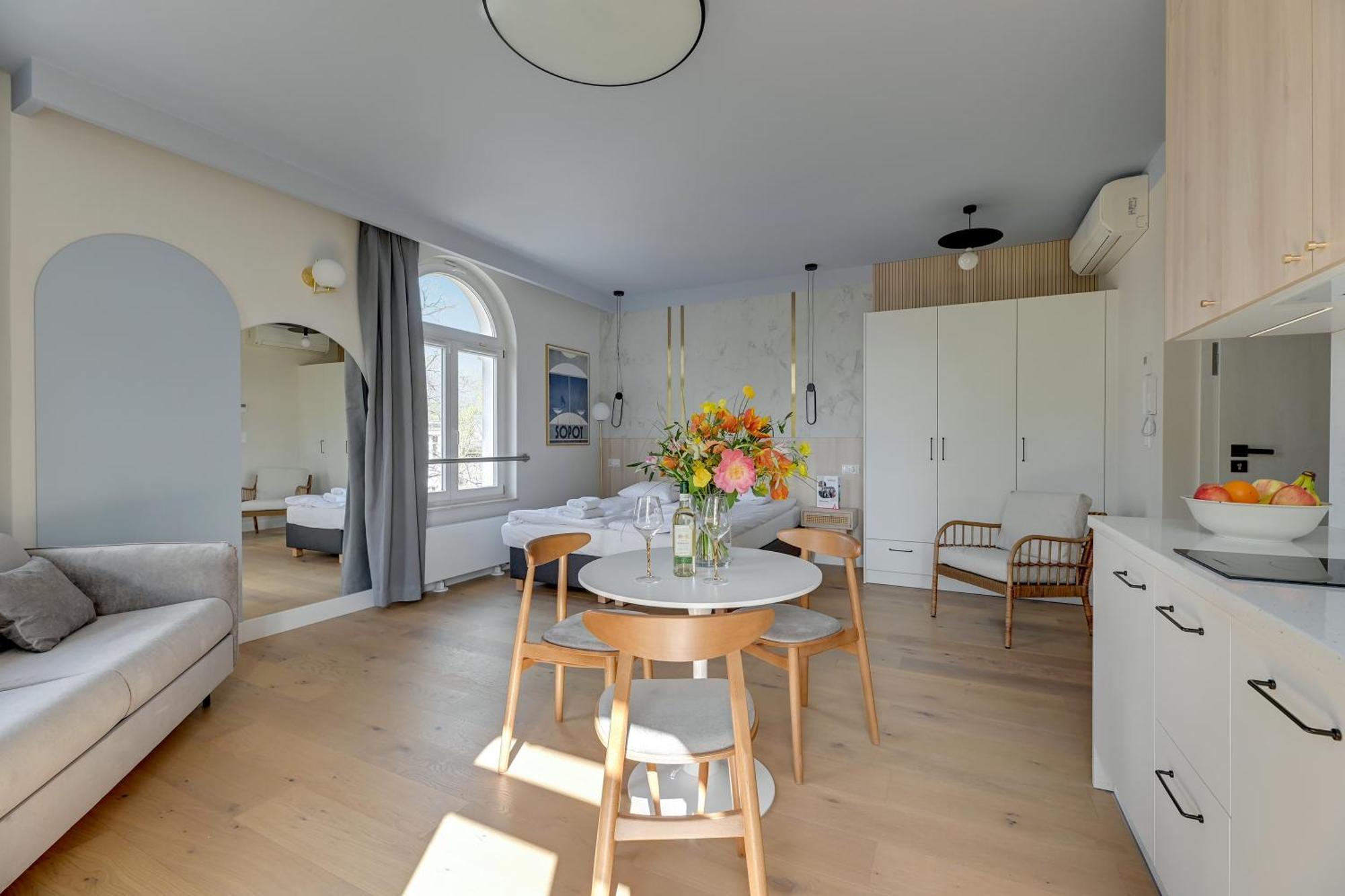 Apartment White Dune By Dom & House