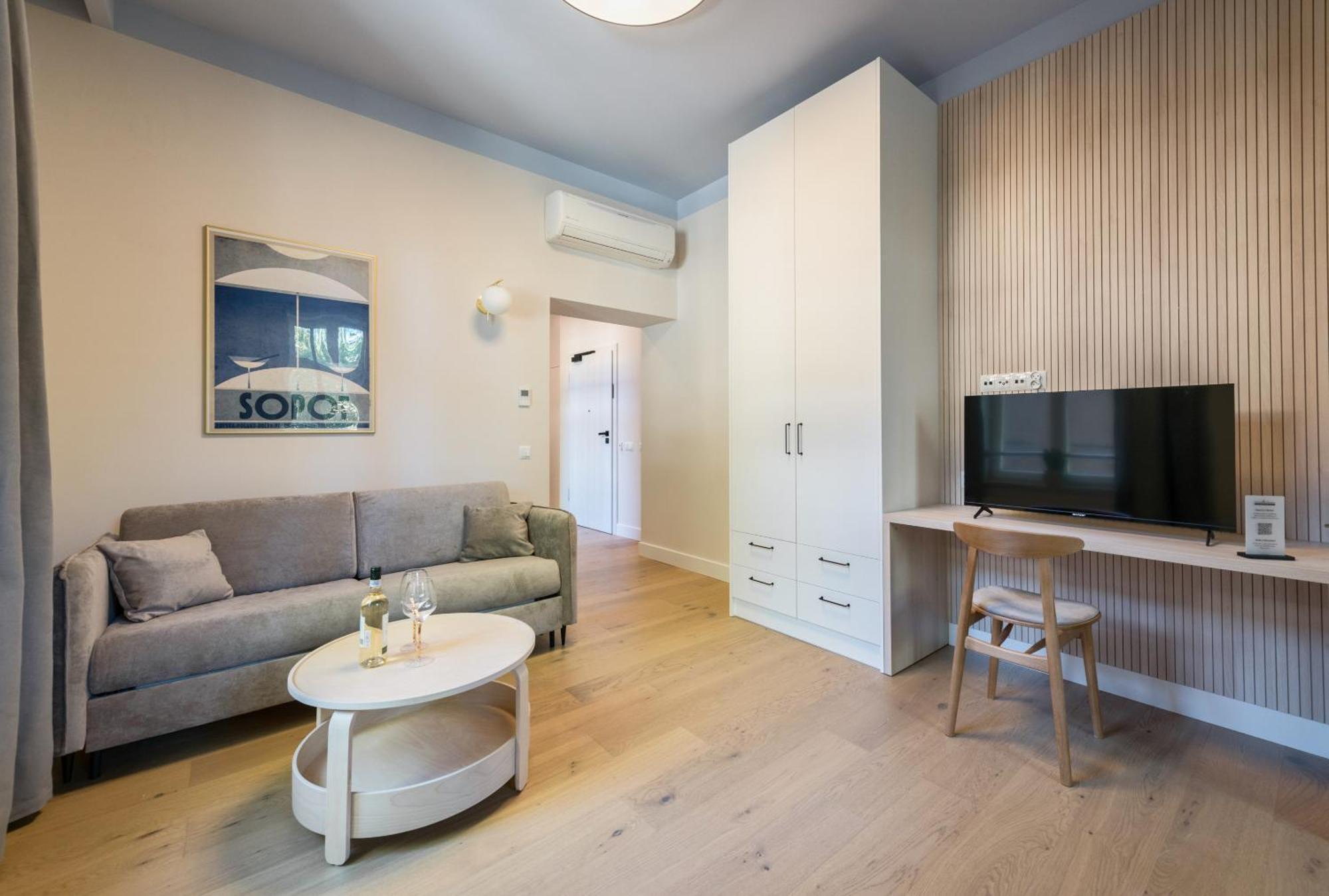 White Dune By Dom & House *
